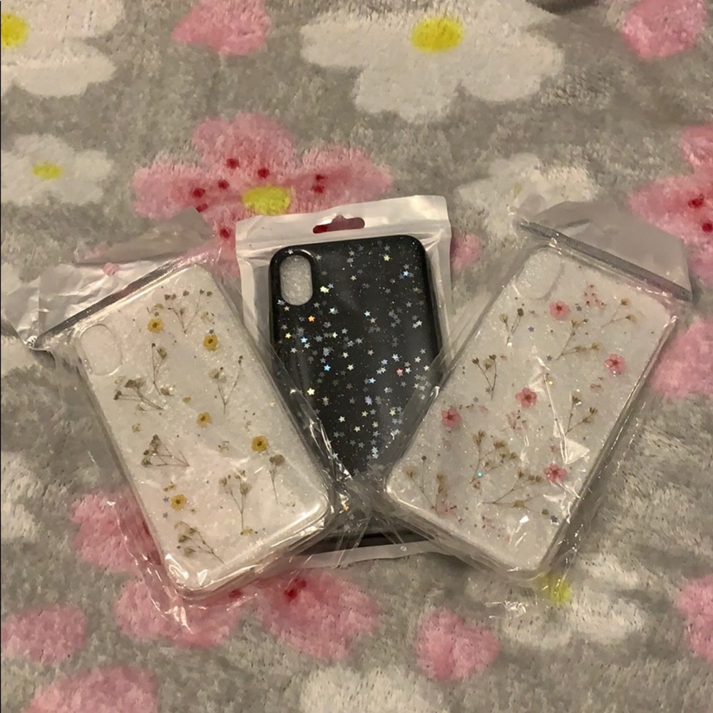 Graphic iPhone XS / X Hard Phone Case Bundle.